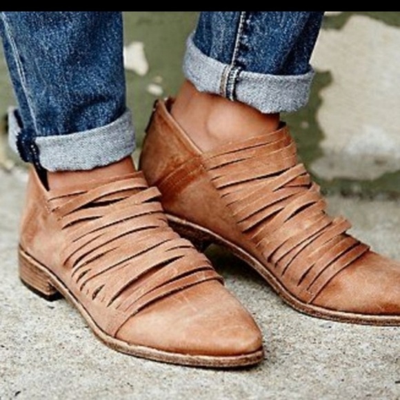 Free People Lost Valley Bootie booties size 37 Distressed - Picture 2 of 13